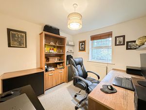 Photo 8- click for photo gallery